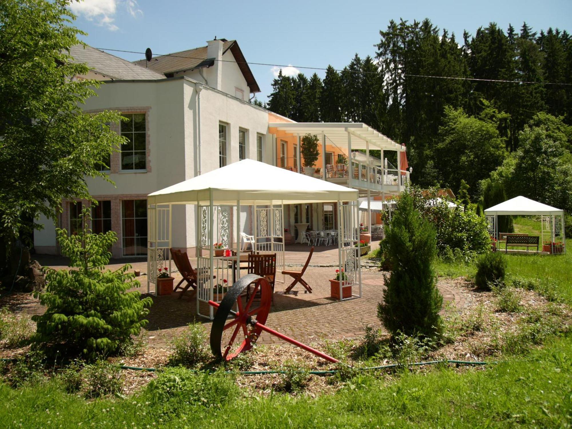 Studentenmuehle Hotel - Restaurant 놈본 외부 사진